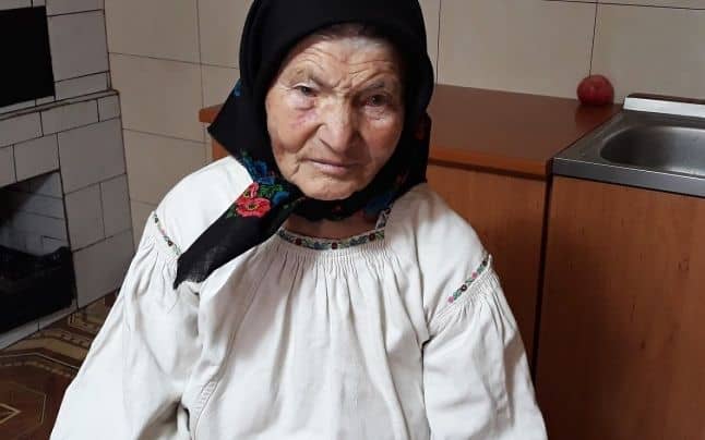Így élte életét a 91 éves erdélyi néni, aki soha életében nem volt beteg